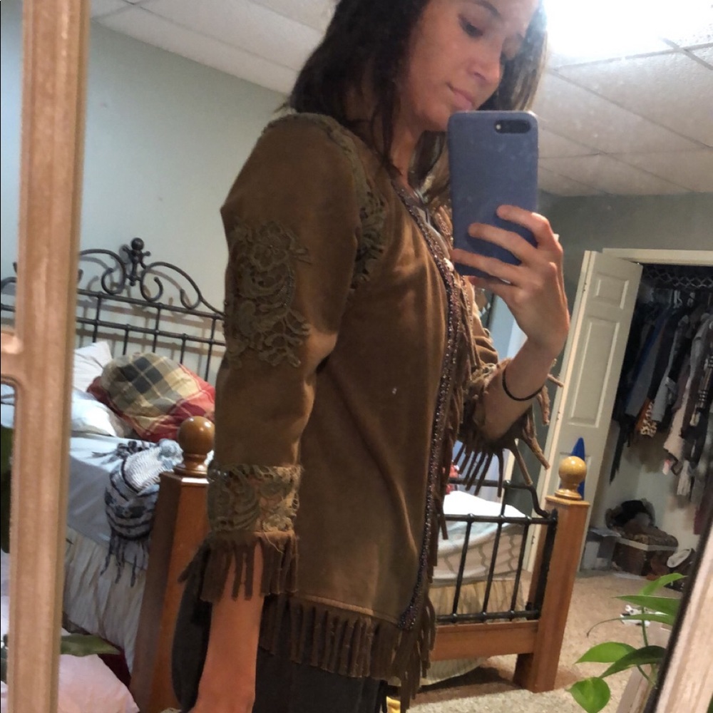 Fun, fringed jacket - Picture 3 of 3